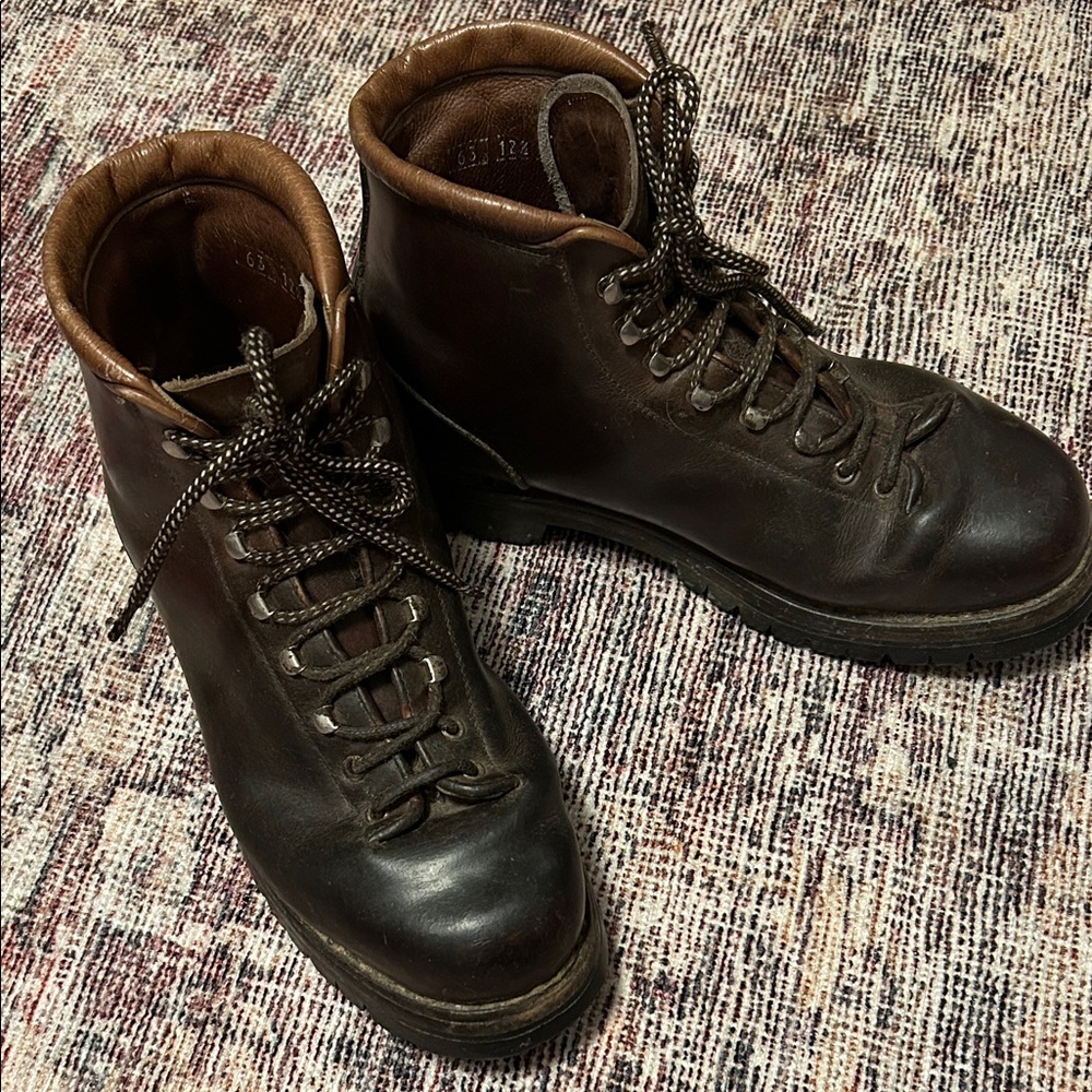 Vintage Italian Alpine Leather Boots